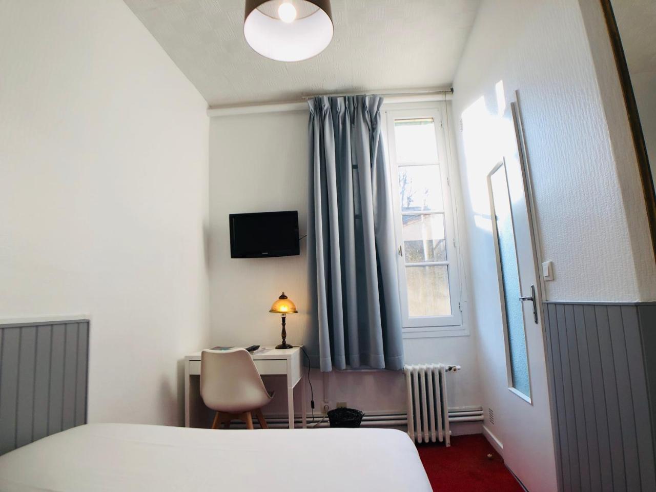 Cit'Hotel Le Volney Saumur Exterior foto